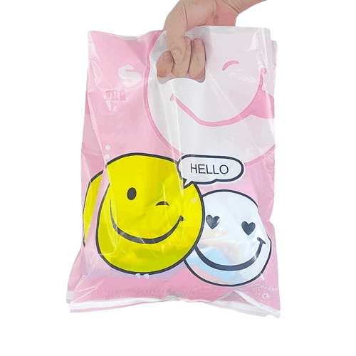 Welke innovatieve ontwerpen kunnen we verwachten in de mode-smiley-plastic zak?